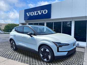 2025 Volvo EX30 Plus 