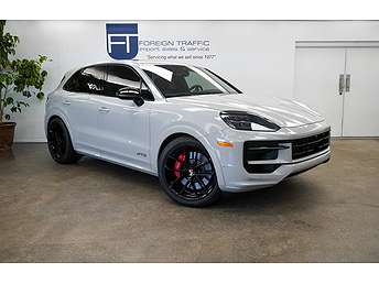 2025 Porsche Cayenne GTS 
