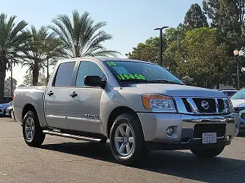 2014 Nissan Titan SV