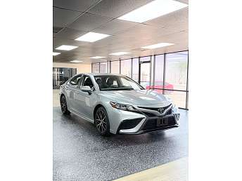 2023 Toyota Camry SE 