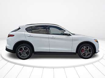 2022 Alfa Romeo Stelvio Sprint 