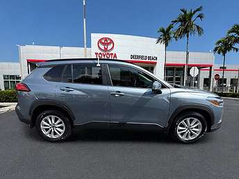 2024 Toyota Corolla Cross LE 