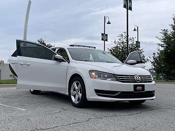 2013 Volkswagen Passat SE 