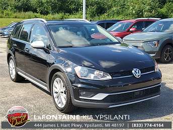 2017 Volkswagen Golf SE 