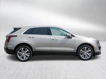 Used Cadillac XT5 for Sale in Eau Claire, WI (with Photos) - CARFAX