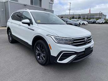 2023 Volkswagen Tiguan SE 