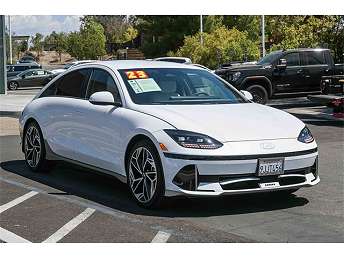 White Hyundai Ioniq 6 Sedan 2023