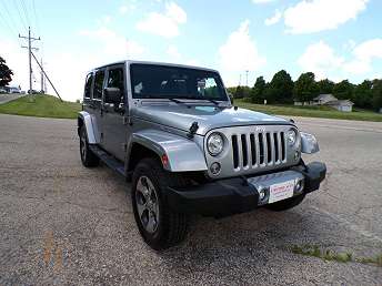 2017 Jeep Wrangler Sahara 