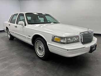 1997 Lincoln Town Car Executive 