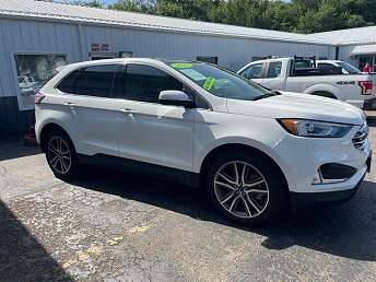 2021 Ford Edge Titanium 
