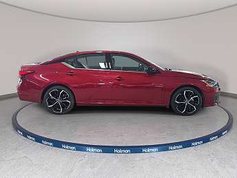 2023 Nissan Altima SR 