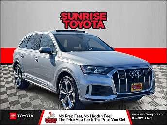 2022 Audi Q7 Premium Plus 