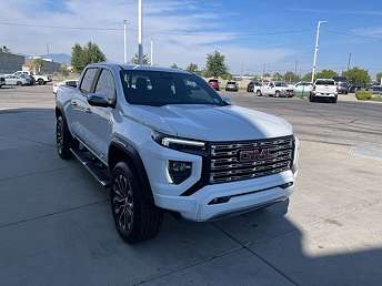 2023 GMC Canyon Denali 