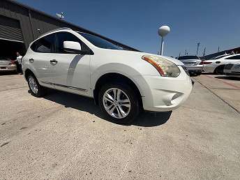 2013 Nissan Rogue SV 