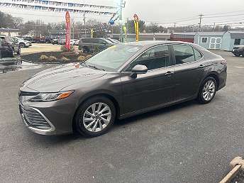 2023 Toyota Camry LE 