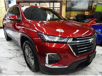 2023 Chevrolet Traverse LT 