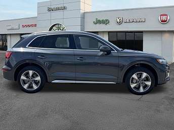 2023 Audi Q5 Premium Plus 