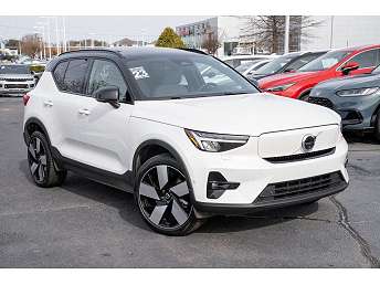 2023 Volvo XC40 P8 Ultimate 