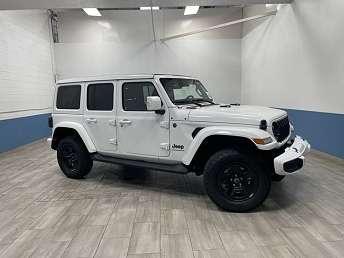 2024 Jeep Wrangler Sahara 4xe 