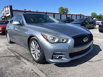 2015 Infiniti Q50  