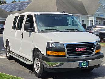 2025 GMC Savana 2500 