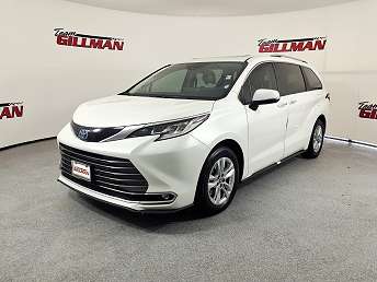 White Toyota Sienna Minivan 2024