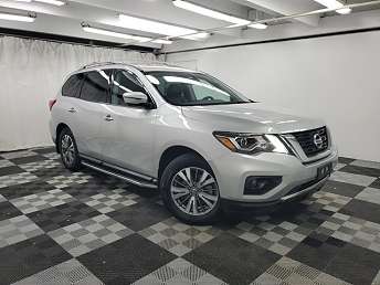 2017 Nissan Pathfinder SL 