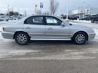 Silver Sonata Sedan 2004