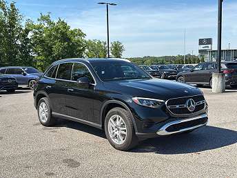 2025 Mercedes-Benz GLC 300 