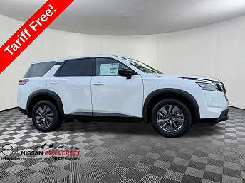 2025 Nissan Pathfinder S 