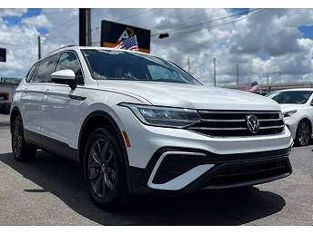 2023 Volkswagen Tiguan SE 