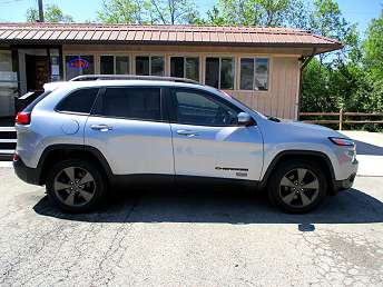 2017 Jeep Cherokee 75th Anniversary Edition 