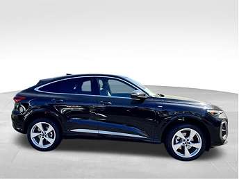 2026 Audi Q5 Premium Plus 