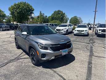 2024 Kia Seltos EX 