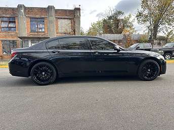 Black 7 Series Sedan 2014