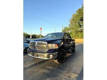 2017 Ram 1500 SLT 