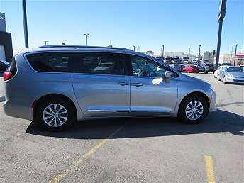 2019 Chrysler Pacifica Touring-L 