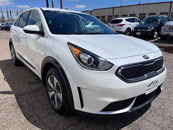 2020 kia store niro fe