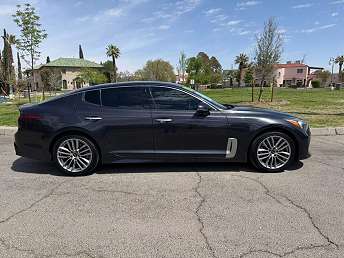 2019 Kia Stinger Base 