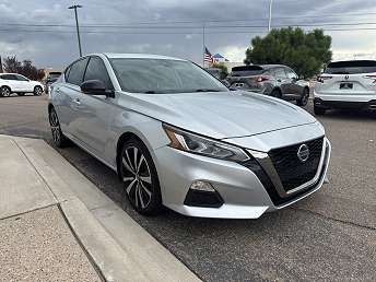 2020 Nissan Altima SR 