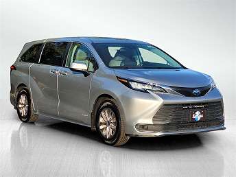 Silver Toyota Sienna Minivan 2021
