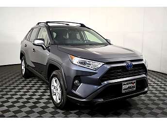 2021 Toyota RAV4 XLE 