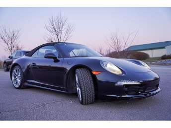 2014 Porsche 911 Carrera 4S 