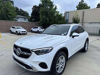 2025 Mercedes-Benz GLC 300 