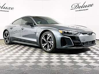 2024 Audi e-tron GT Premium Plus 