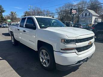 2018 Chevrolet Silverado 1500 Custom 