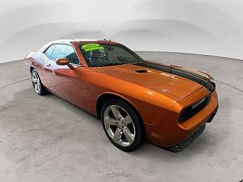 2011 Dodge Challenger SE 