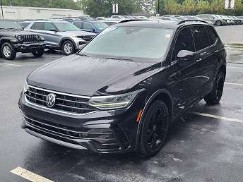 2023 Volkswagen Tiguan SE 