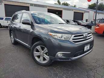 Gray Toyota Highlander SUV 2013