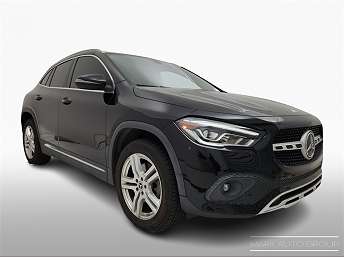 Black GLA SUV 2021